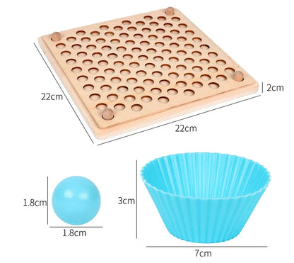 Jeu de Motricité Fine Montessori – Plateau en Bois avec Billes Colorées